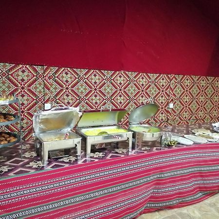 Black Irish Camp And Tours Wadi Rum Eksteriør bilde